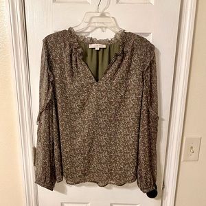 NWOT Ann Taylor Loft Floral Split Button Neck Sheer Flutter Sleeve Blouse Large